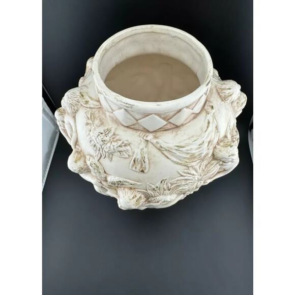 Cherub Ginger Jar - Picture 4 of 9